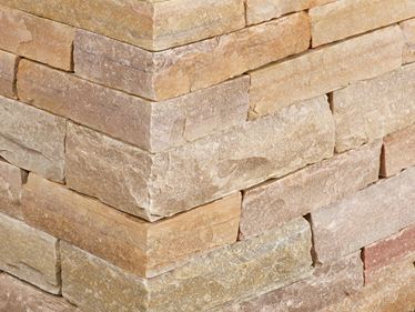 Mursten af kvartsit Irish Gold skåret på mål