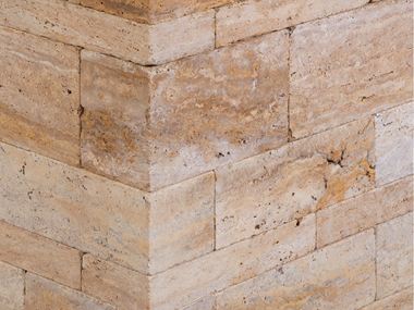 Mursten i travertin Gold skåret til i størrelse