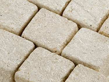 Belægningssten Limestone Royal Beige 10x10x8 cm Detail