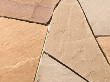 Miak polygonale plader i sommerlige farver