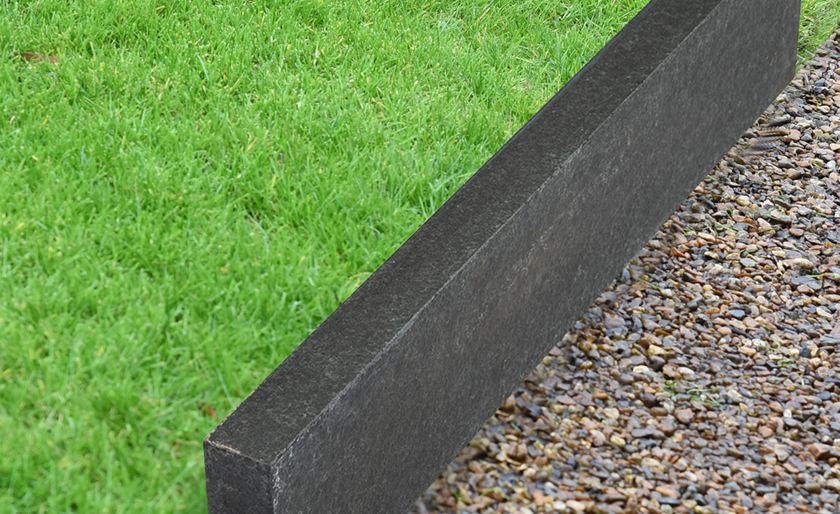 Græsplænekant basalt Takeda_cutout_banner