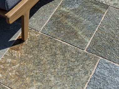 Terrasseplade gnejs Luserna håndkantet (2)