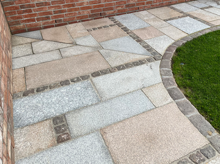 Girona kurver væk ved huset