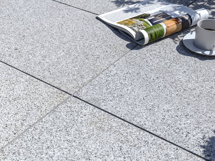 Silver Classico granit terrasseplade med magasin og kaffekop