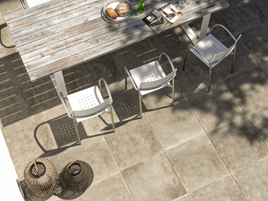Terrasse set fra oven med Roma beton-effektplader
