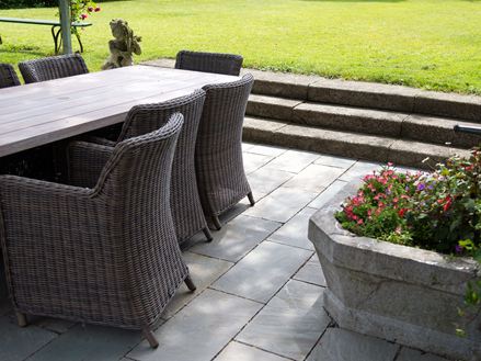 Siddeområde på Kandla Grey-paneler