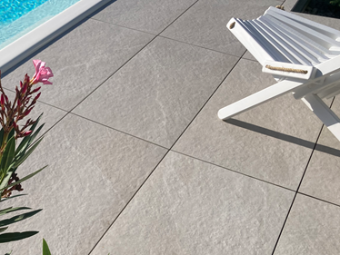 Canyon Peal Oleander og stol ved poolen galleri billede 1 mere mulighed