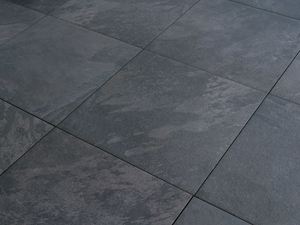 Alpine Black terrasseplader med skiferlook