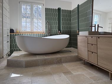 Kunde_foto_chateau_beige_badeværelse