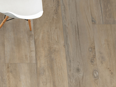 Wood_look_tops_Canada_Sky_table_with_chairs 2