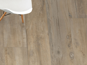 Wood_look_tops_Canada_Sky_table_with_chairs 2