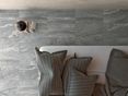 Ædelt og moderne: Fliser i Dolomit Silver Stue med Dolomit Silver Fliser i granitlook fra oven