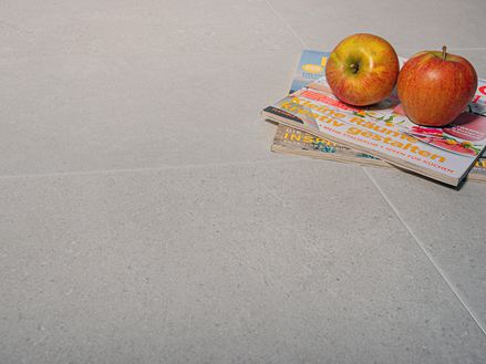 Fliser i Sevilla Pearl med æbler