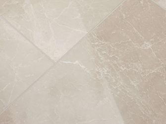 Burdur Cream fliser i marmor, nærbillede af en fuge