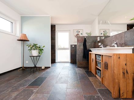 Peacock Multicolor skiferflise med delt overflade på badeværelset