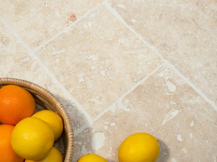 Ivory Cream travertinfliser på tilbud