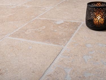 Ivory Cream med sort dekoration Galleri 1