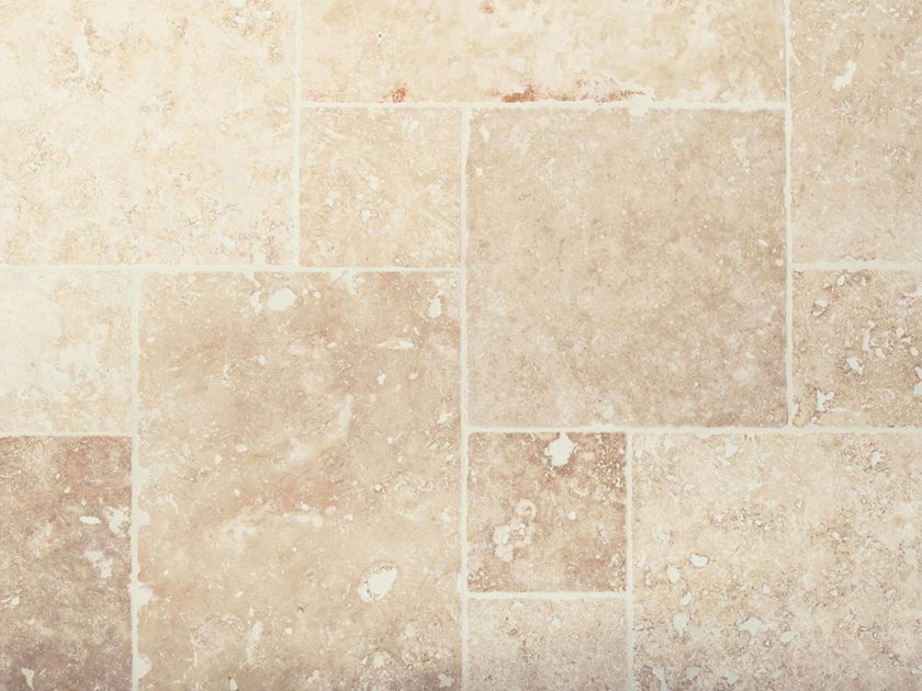 Travertinfliser Ivory Cream i romersk forbandt fra oven