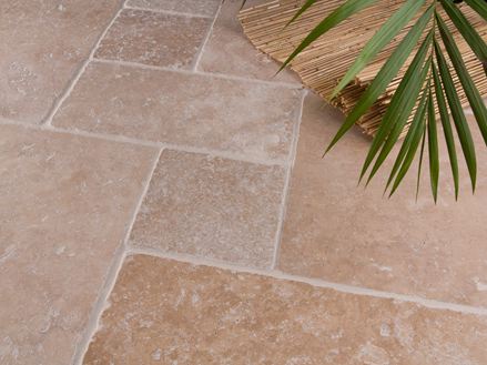 Fliser Medium, tumlet romersk bånd med palme