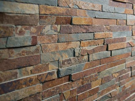 Sidestøtte til muret skifer Peacock Multicolor