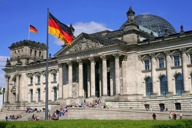Rigsdagen i Berlin med en facade lavet af Deutmannsdorf-sandsten