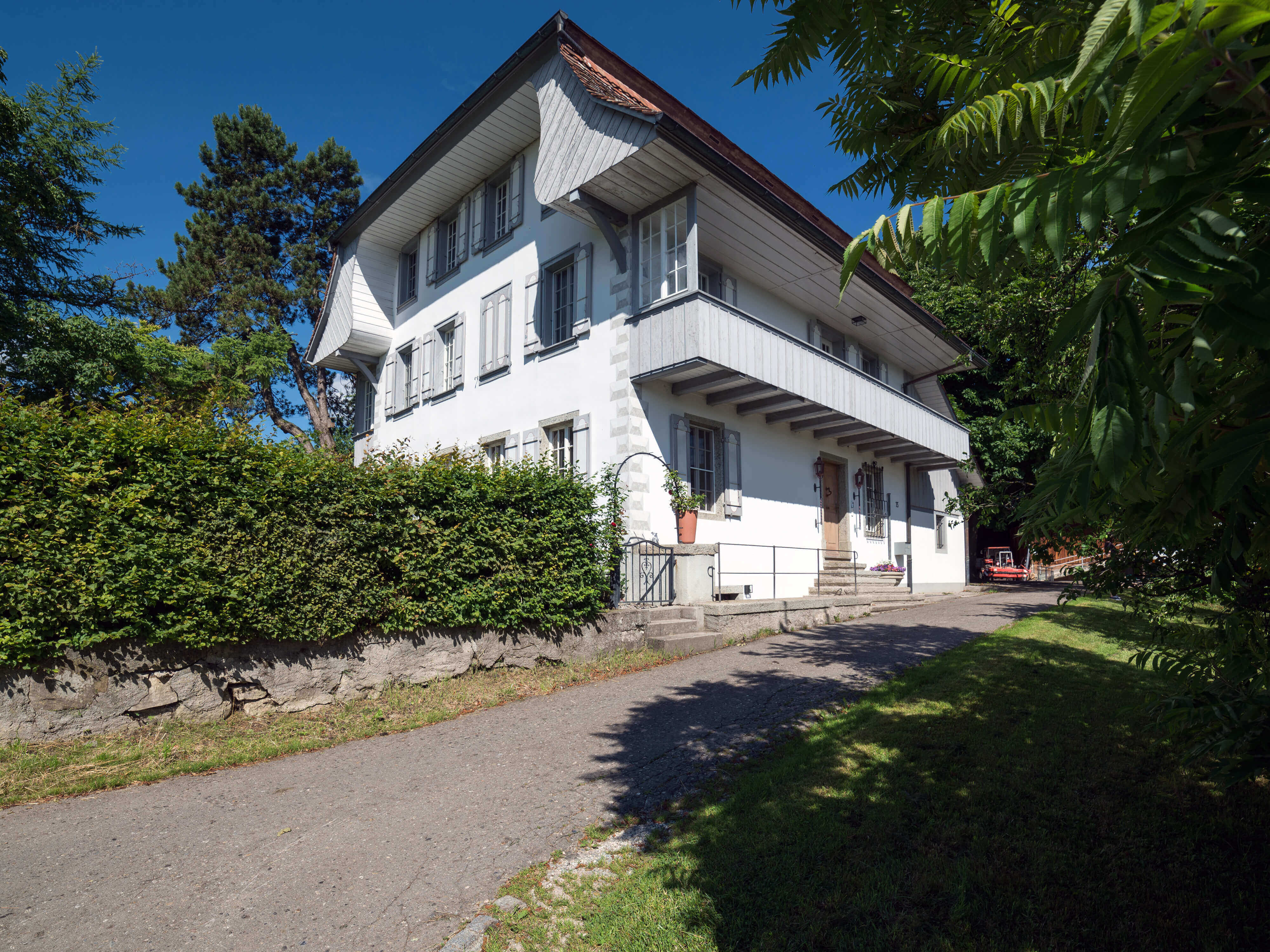 Villa på landet set udefra