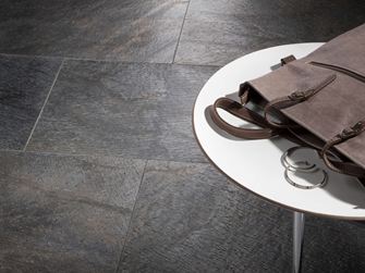 Deoli Green Fliser med dekoration