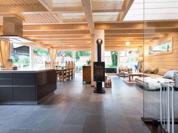 Opholdsområde med Grey Slate-skiferfliser