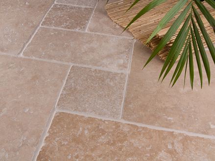 Fliser Medium, tumlet RV med palme