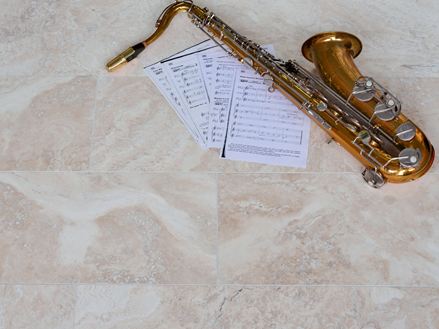 Vanilla Rustica Fliser med saxofon