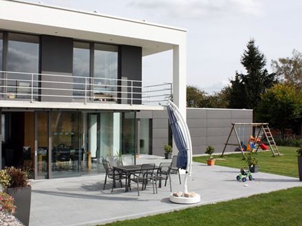 Kundefoto: Mundo Grey granitplader, lagt på terrasse