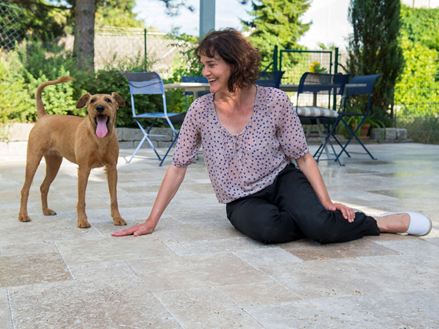 Travertinplader føles rigtig godt