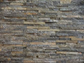 Deoli Green kvartsit på væggen