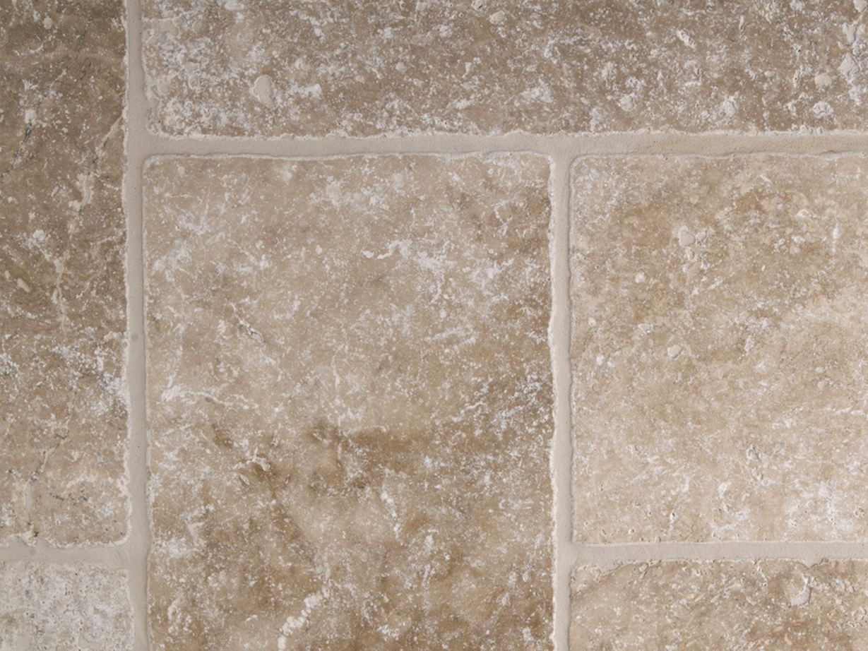 Medium flise, tromlet, nærbillede