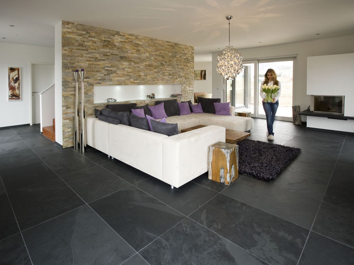 Mustang skiferfliser Moderne bolig med natursten