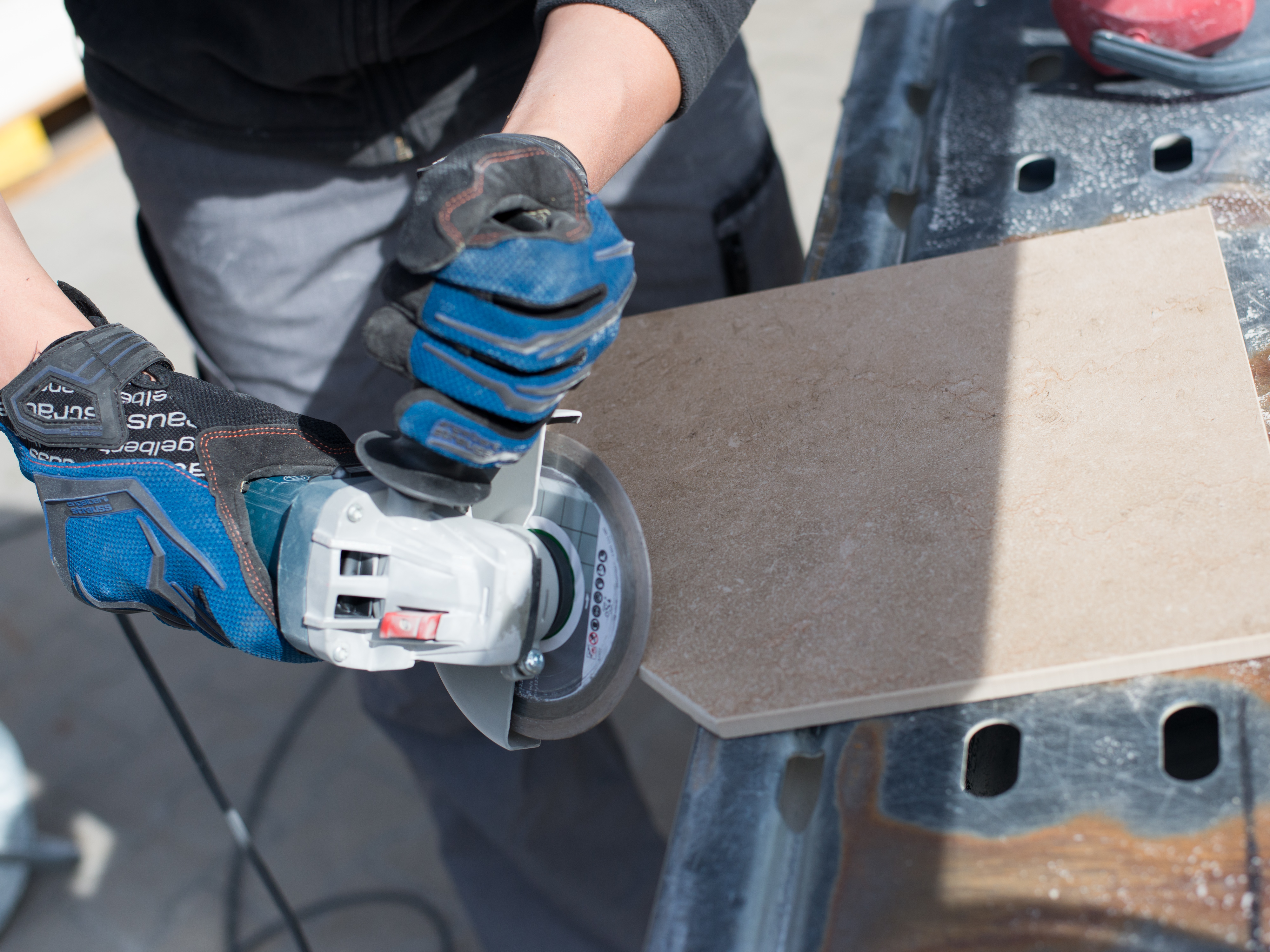 Skæring af fint materiale js 6