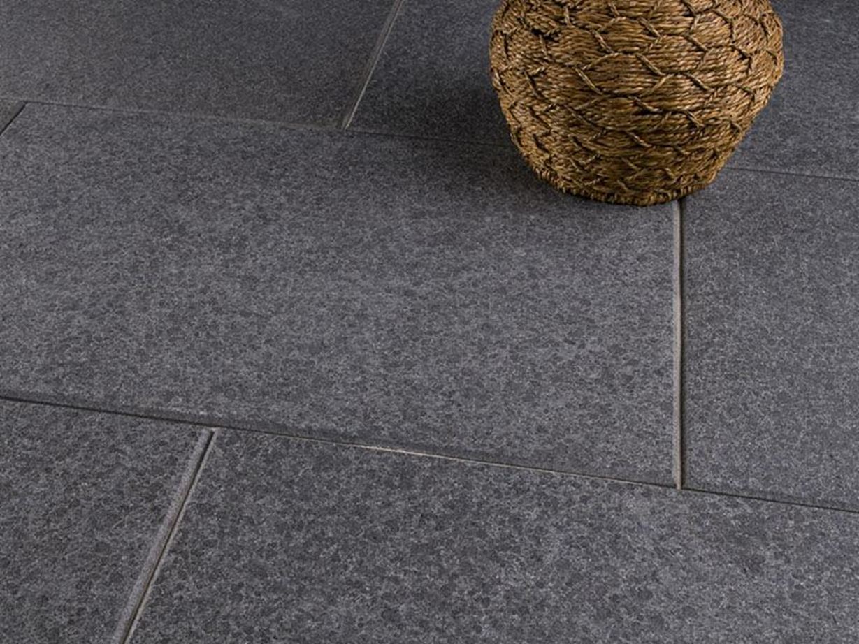 Plader Granit Basalt Black Beauty large 01
