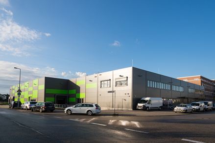 Jonastone GmbH's virksomhedsbygning set udefra