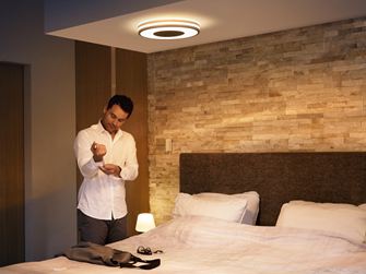 Philips Hue White Ambiance Being Lifestyle loftslampe