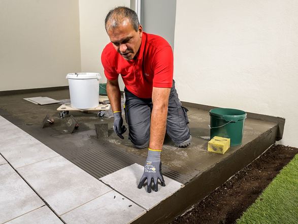 Lægning af terrasseplader i porcelænsstentøj Sopro